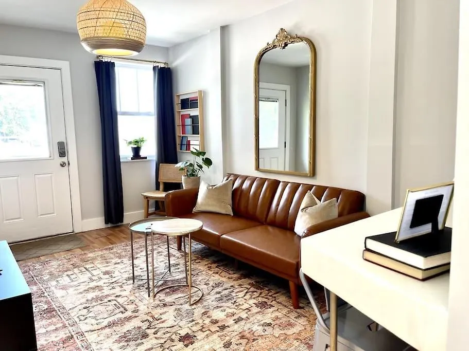 City Skyline Views In A Great Neighborhood Apartment Nashville United States